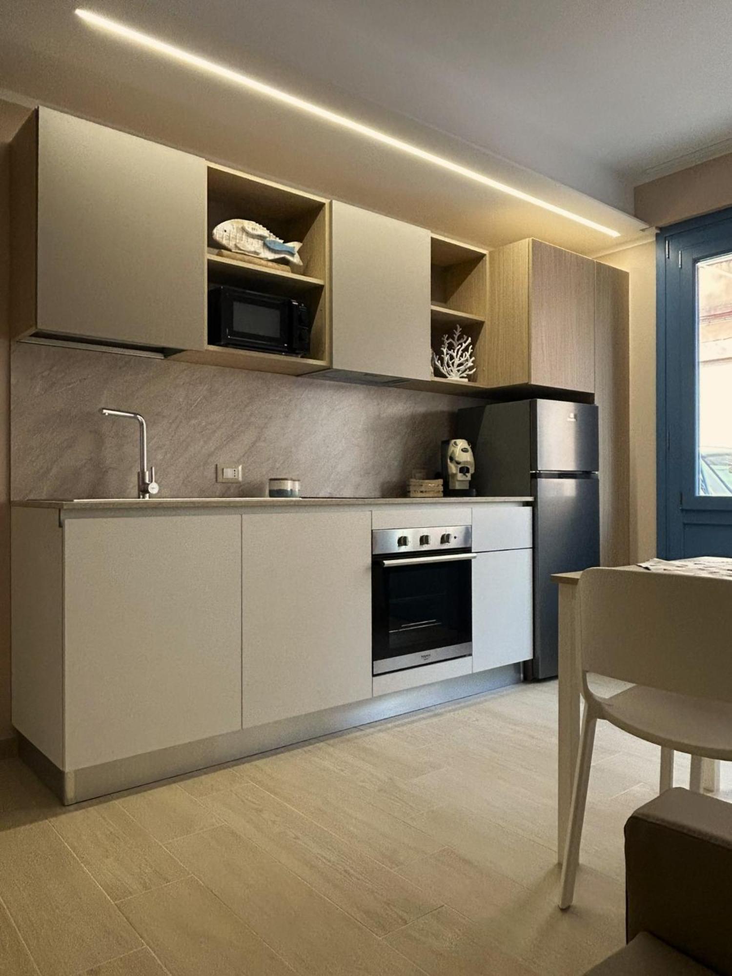 Apartment Memo - Mediterranean Emotions
