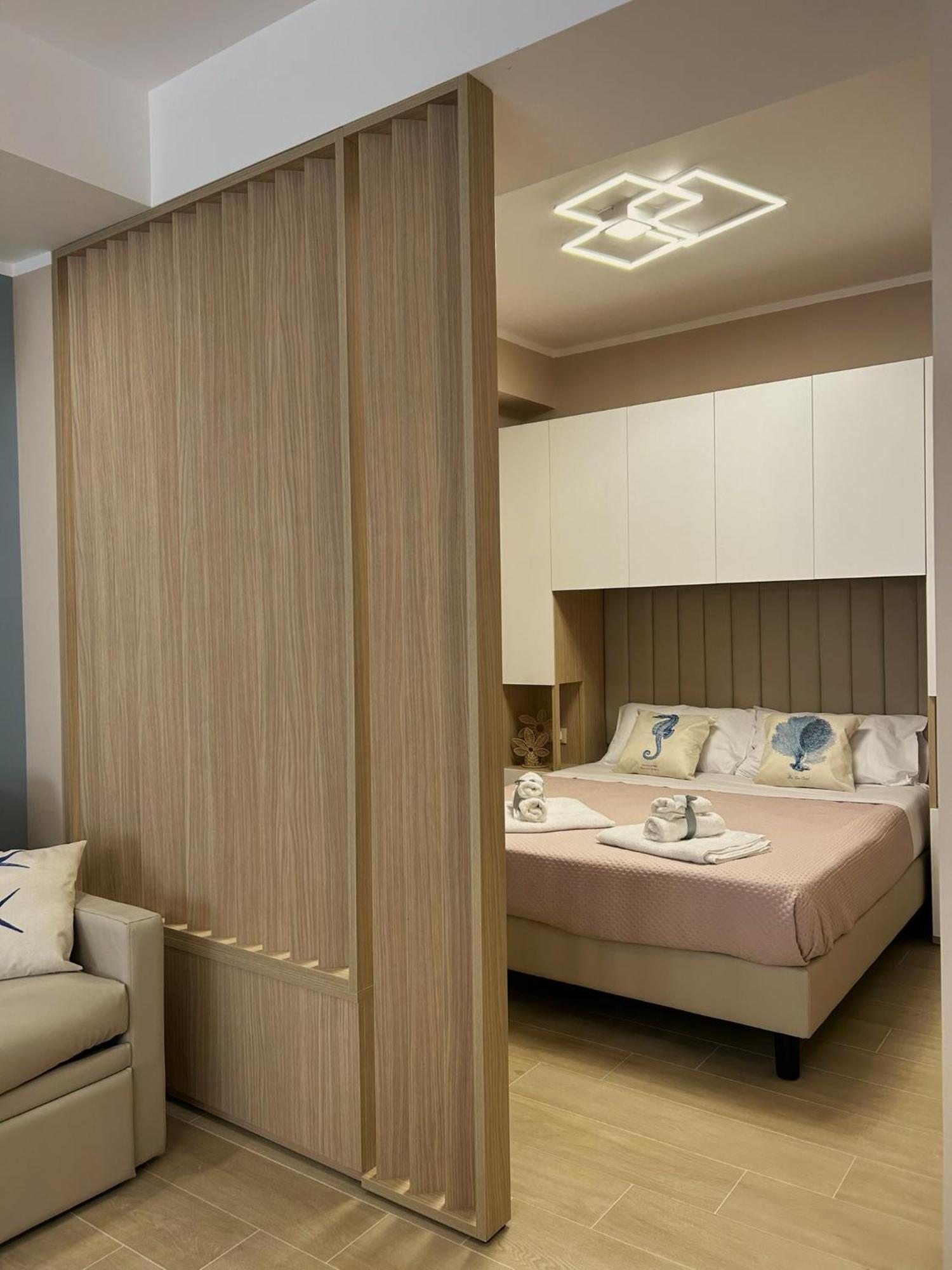 Apartment Memo - Mediterranean Emotions