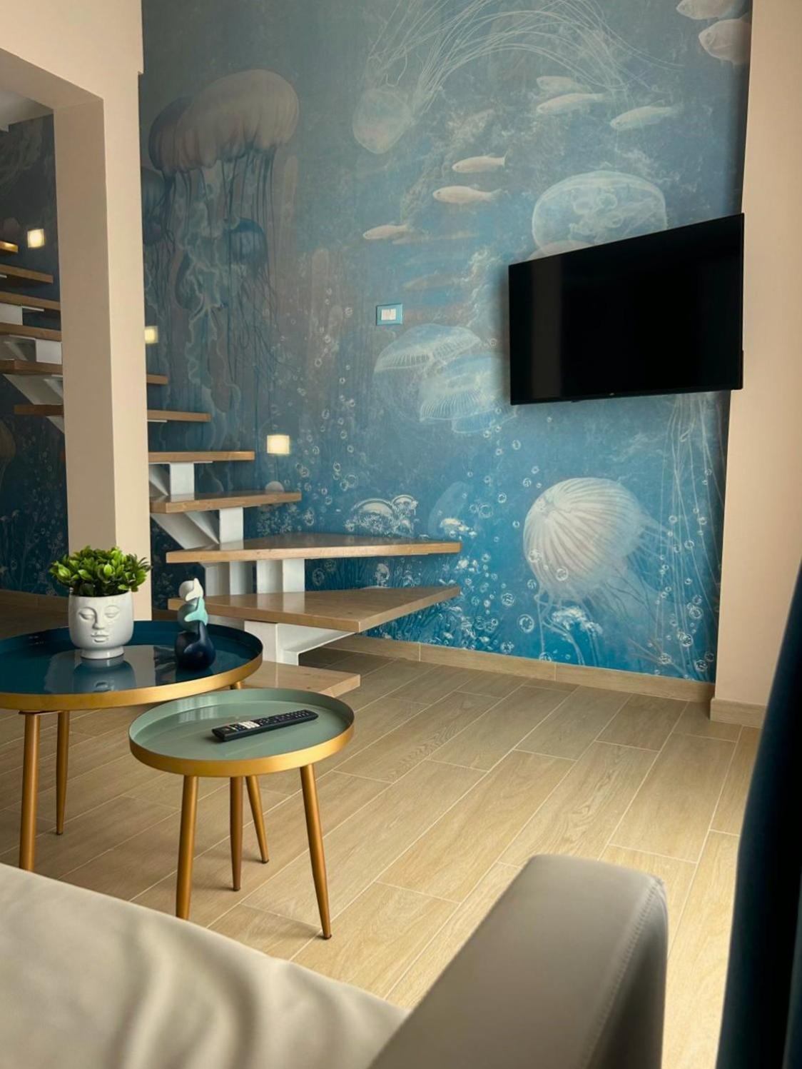 Apartment Memo - Mediterranean Emotions *