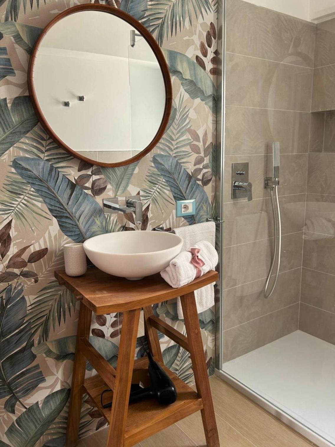 Apartment Memo - Mediterranean Emotions