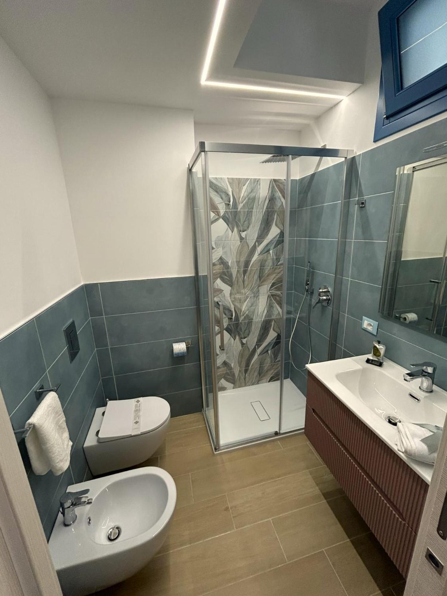 Apartment Memo - Mediterranean Emotions
